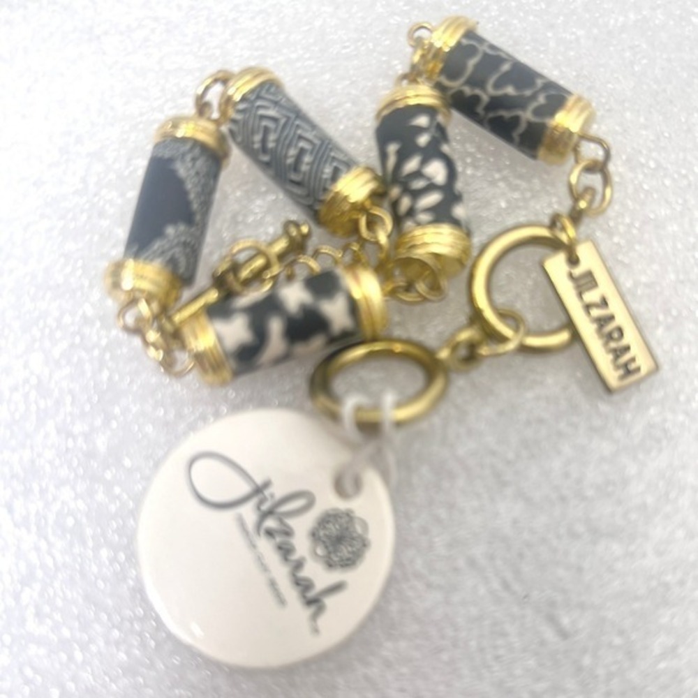 JilZarah Bracelet Unique Black White Clay beads gold‎ tone 7-8"